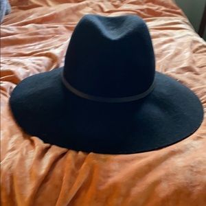 Black Boho Wide-Rim Hat